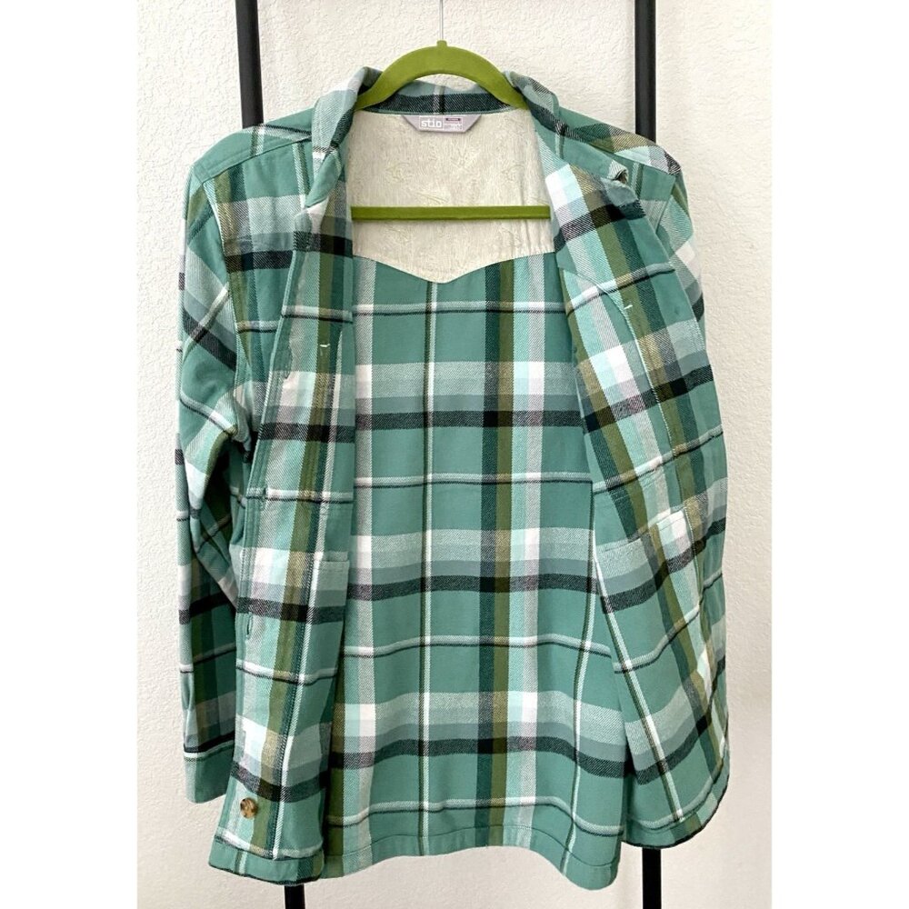 Stio Women’s Size large plaid Heavy flannel unlined jacket - Picture 6 of 11